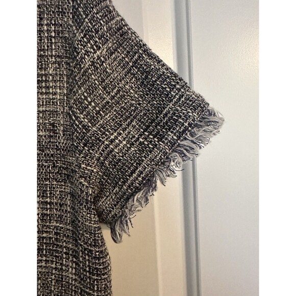 J McLaughlin Clarence Navy Tweed Short Sleeve Sheath Dress w/fringe, size 6 - Picture 5 of 6